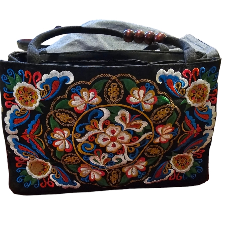 NWOT Black Embroidered Medium Size Tote Bag Purse